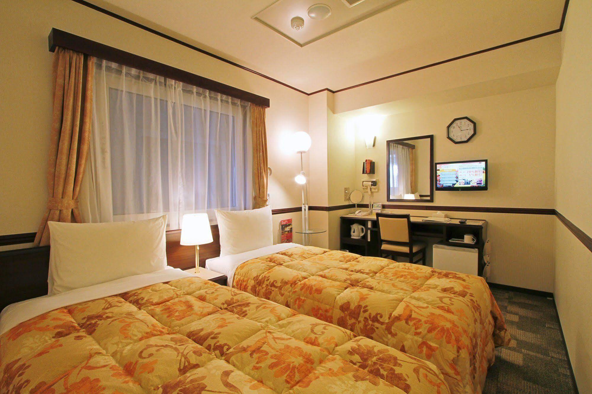 Toyoko Inn Tokyo Seibu Ikebukuro Sen Higashi Kurume Eki Nishi Guchi Exterior foto